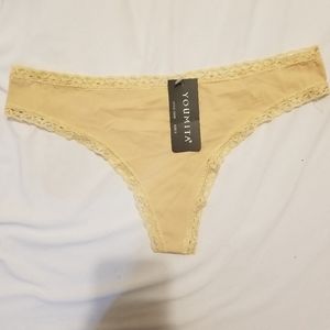 SEAMLESS THONGS